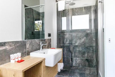 Nightcap at Commercial Hotel