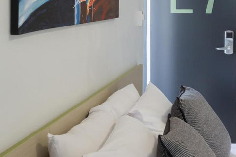 Nightcap at Emerald Star Hotel