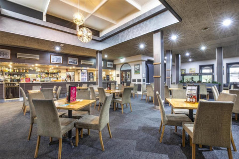 Nightcap at Federal Hotel Mt Gambier