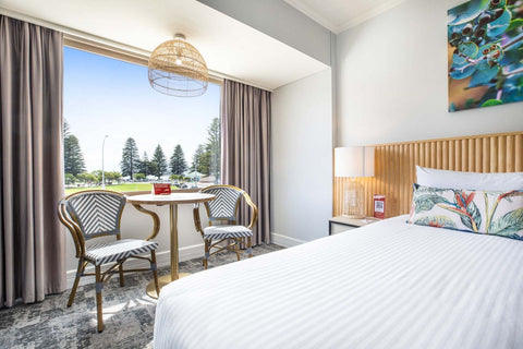 Nightcap at Hotel Victor