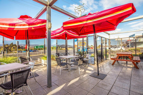 Nightcap at Riverside Hotel