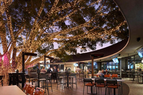 Nightelier Mitchelton (The Brook)