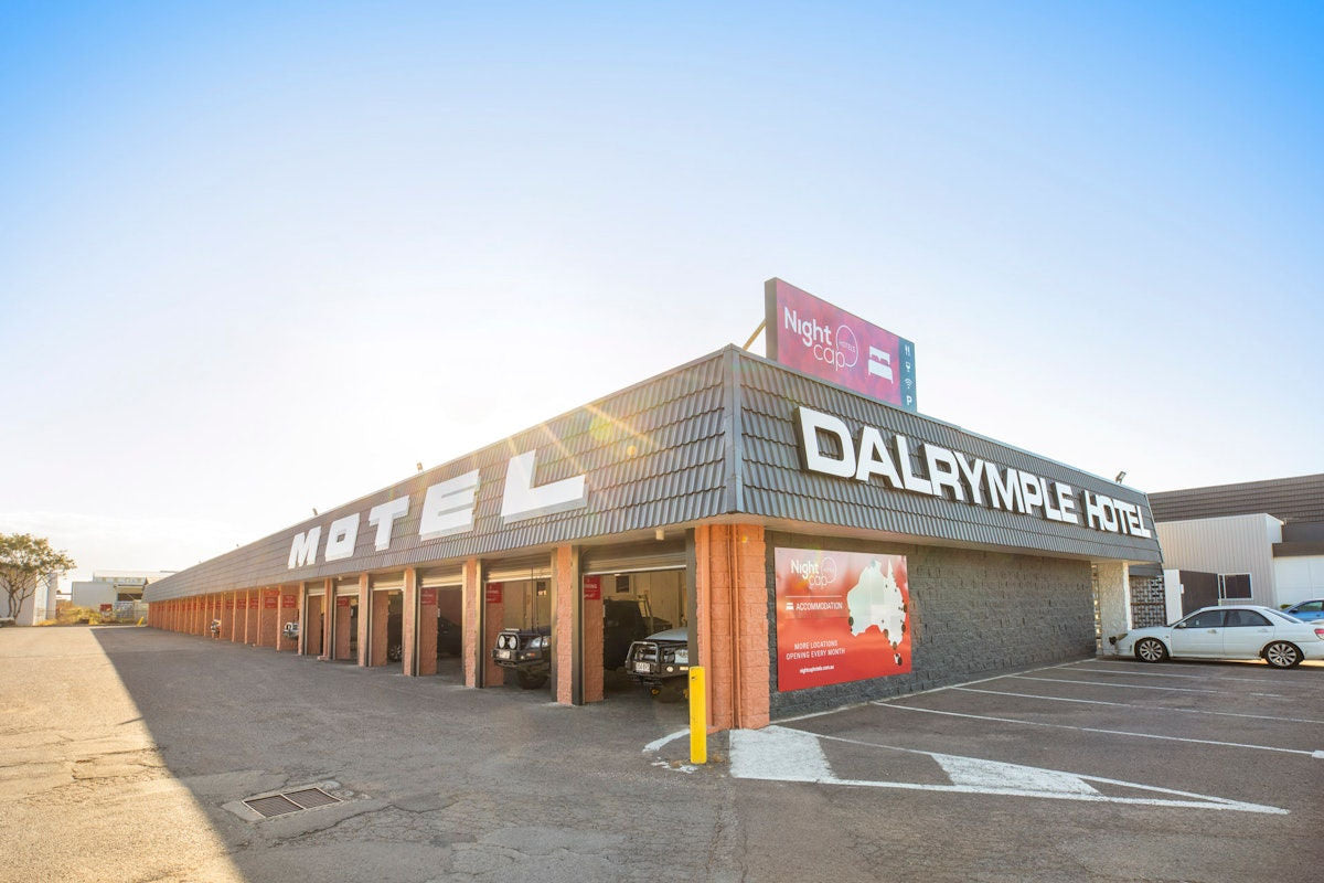 Nightcap at Dalrymple Hotel