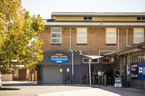 Nightcap at Hendon Hotel