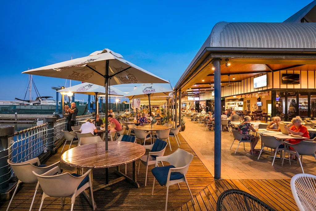 Nightcap at Kawana Waters Hotel