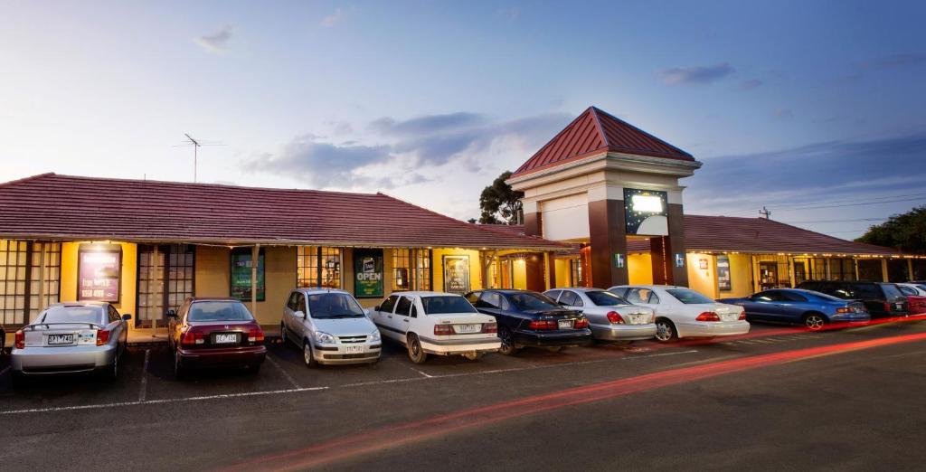 Nightcap at Sylvania Hotel