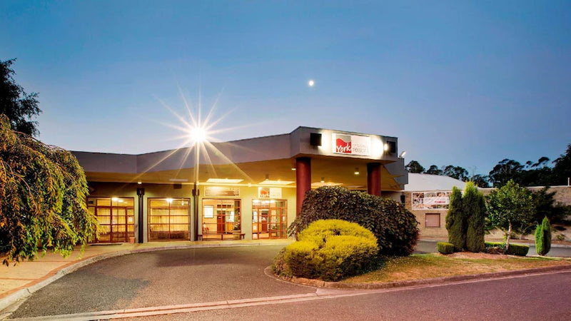 Nightcap at York on Lilydale